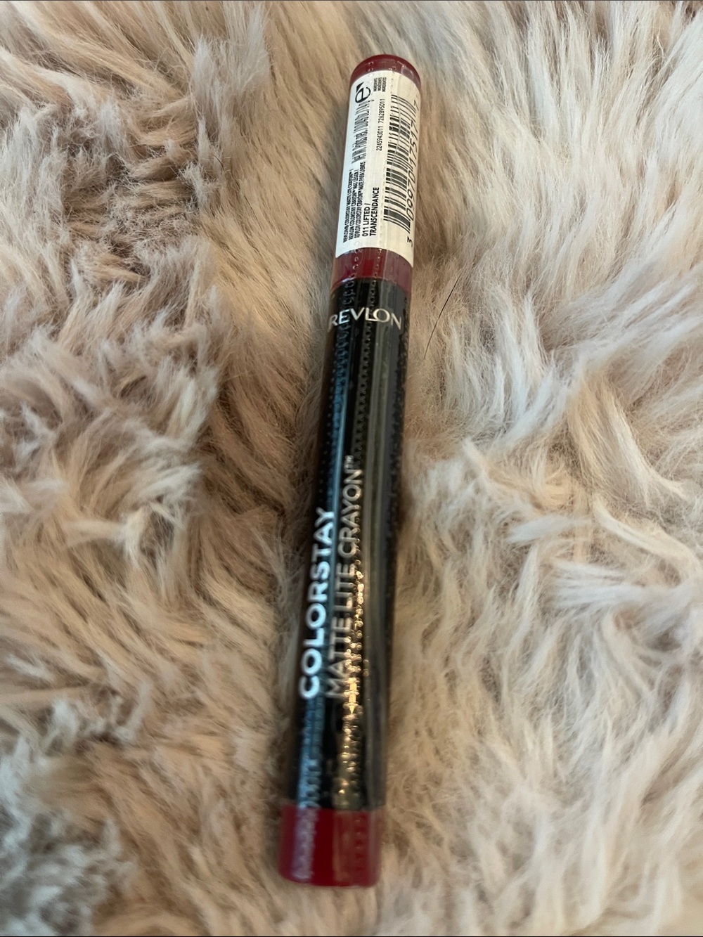Revlon ColorStay Matte Crayon Lipstick - Deep Berry Red- 011 Lifted. New sealed